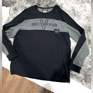 Harley Davidson Sweater /Top Motorcycle. Size XL
